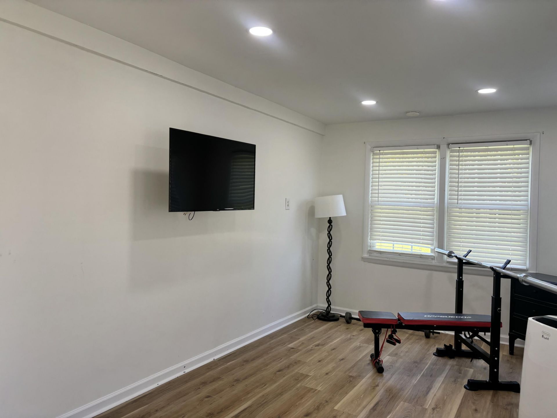 970 Carmel Drive Photo 47