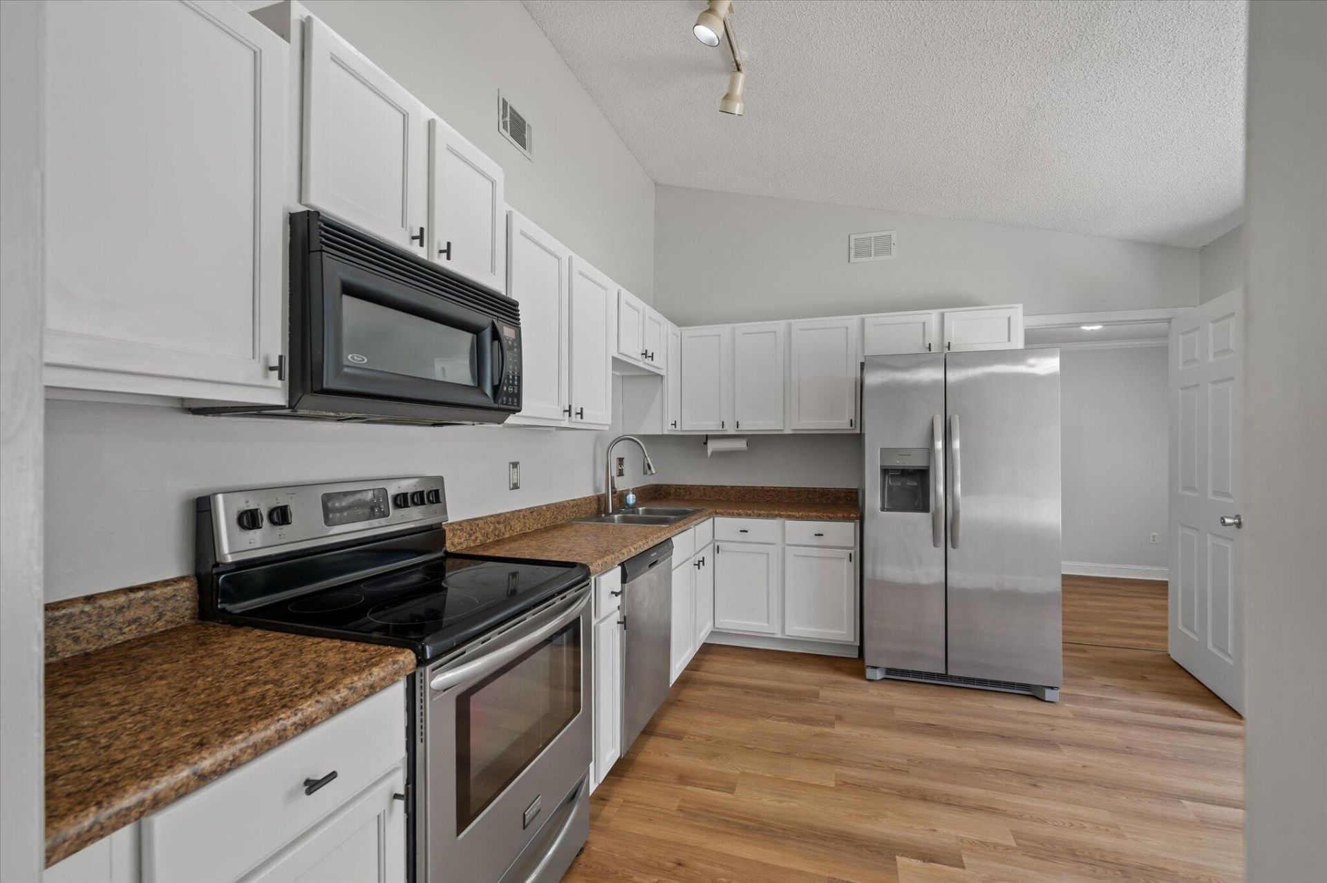 198 Mickler Drive Photo 12