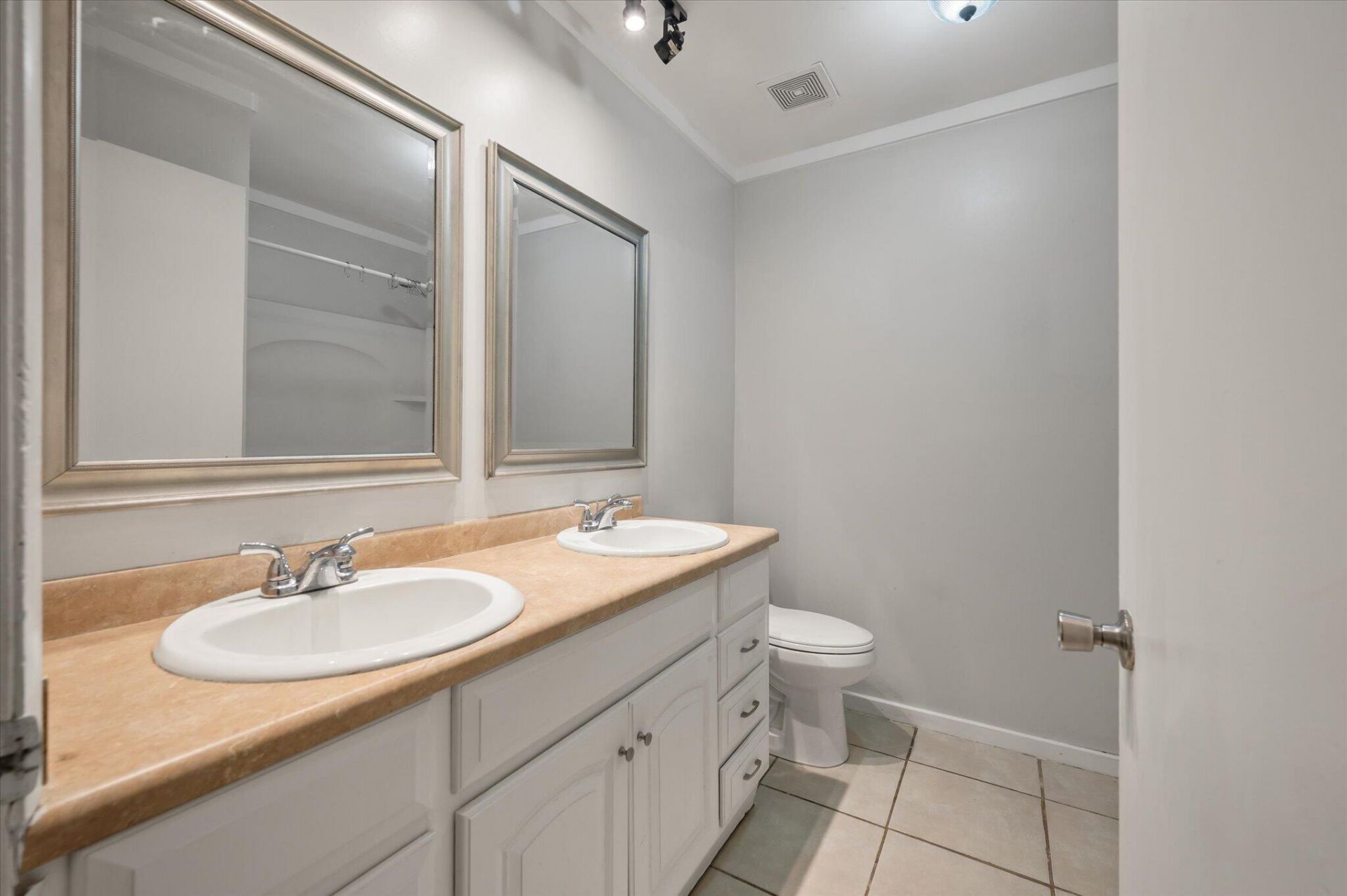 198 Mickler Drive Photo 25
