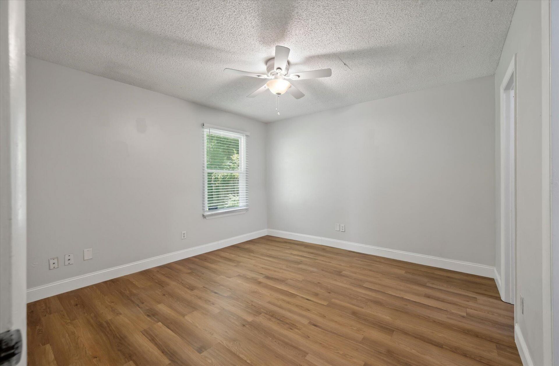 198 Mickler Drive Photo 7