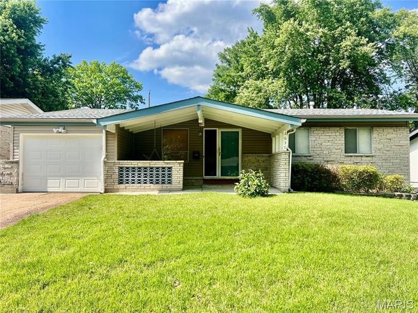 2637 Garham Drive , St Louis, MO 63136
