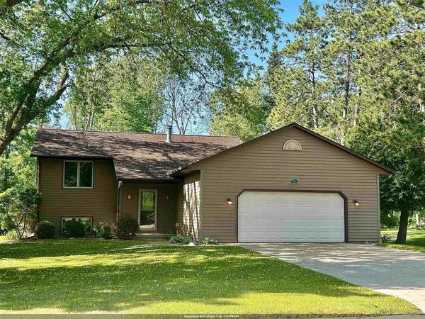 2762 KLEE STREET, Green Bay, WI 54313