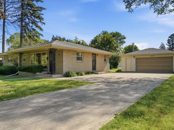 2903 Bethel Boulevard , Zion, IL 60099