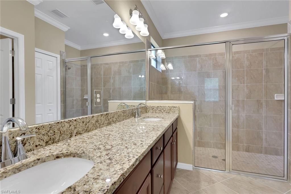 9469 Foxglove Ln, Naples, FL 34120 Photo