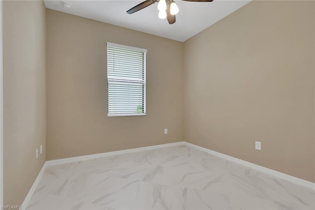 9469 Foxglove Ln, Naples, FL 34120 Photo