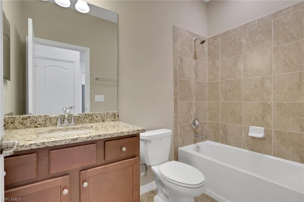 9469 Foxglove Ln, Naples, FL 34120 Photo