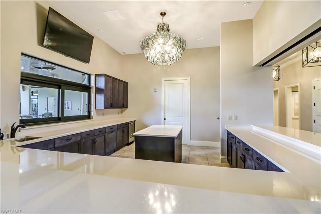 9469 Foxglove Ln, Naples, FL 34120 Photo