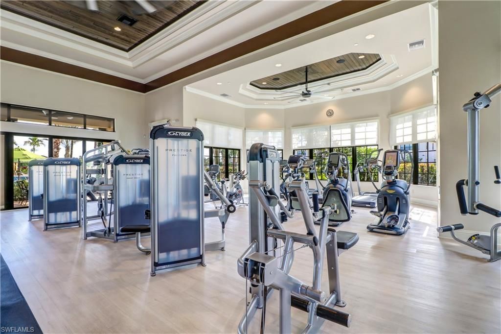 9469 Foxglove Ln, Naples, FL 34120 Photo