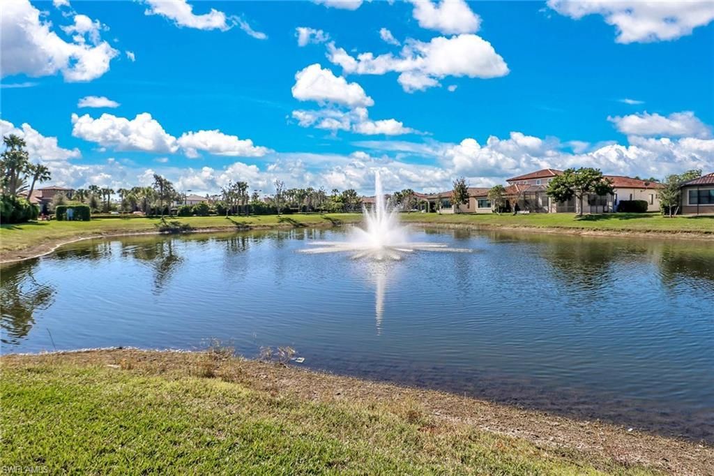 9469 Foxglove Ln, Naples, FL 34120 Photo