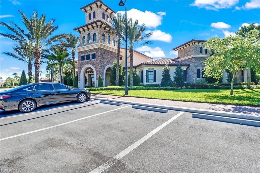9469 Foxglove Ln, Naples, FL 34120 Photo