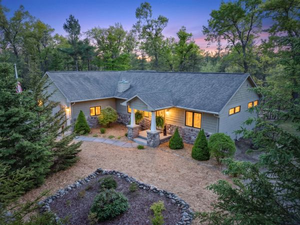 5134 Big Sky Trail, Indian River, MI 49749