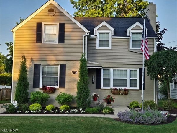14434 Washington Boulevard, University Heights, OH 44118