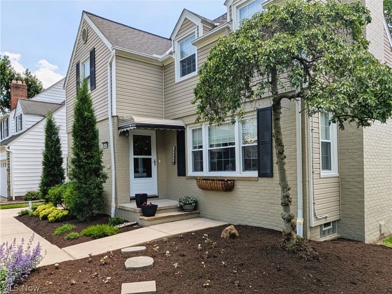 14434 Washington Boulevard, University Heights, OH 44118 Photo 2