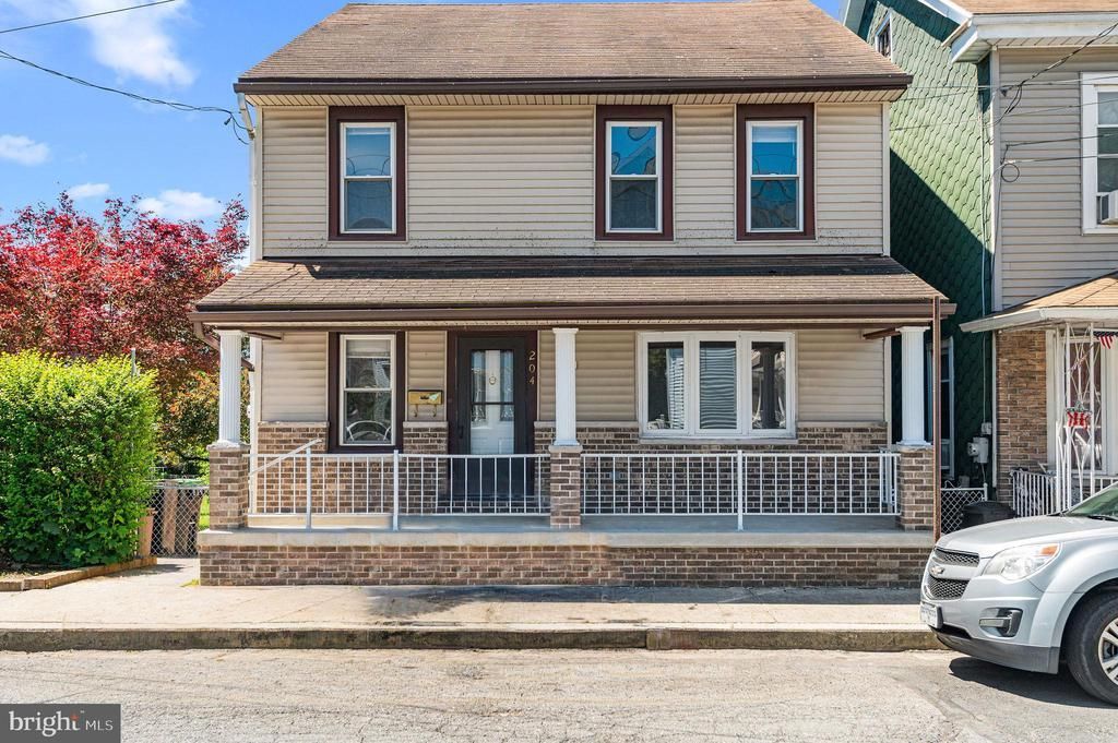 204 E INDEPENDENCE STREET , ORWIGSBURG, PA 17961