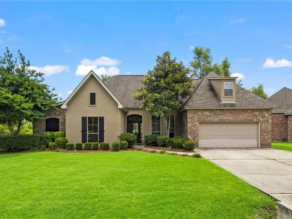 332 AUTUMN CREEK Drive , Madisonville, LA 70447