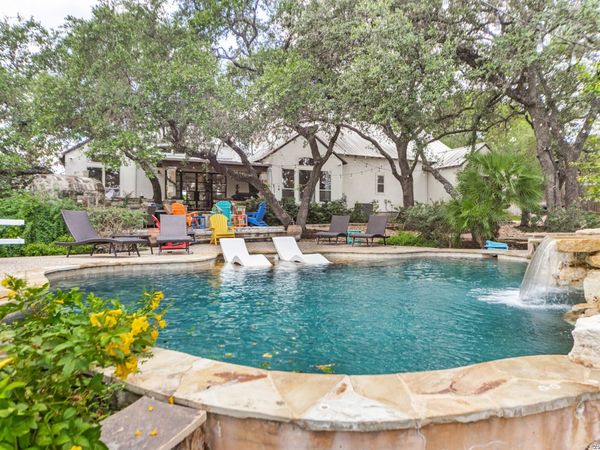 126 S TOWER DR, San Antonio, TX 78232