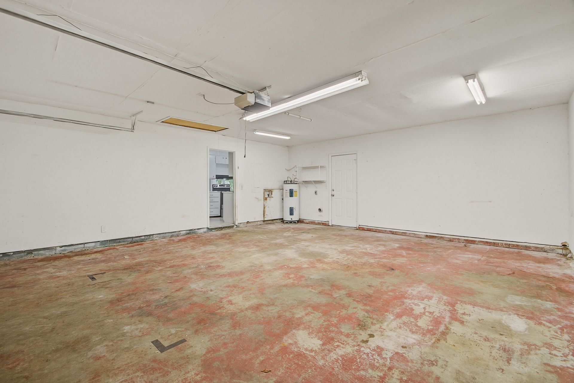 210 Elliott Drive Photo 18