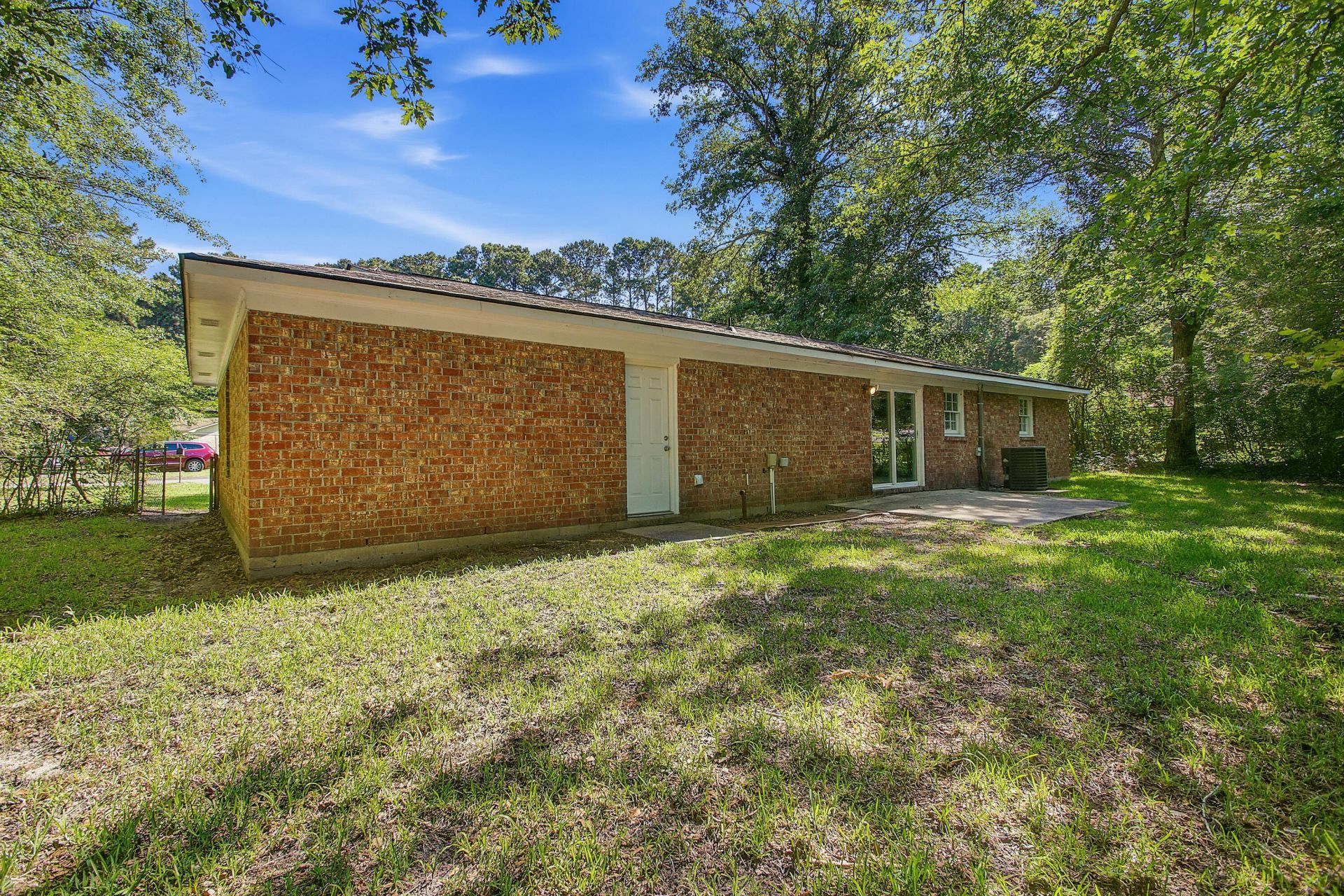 210 Elliott Drive Photo 34
