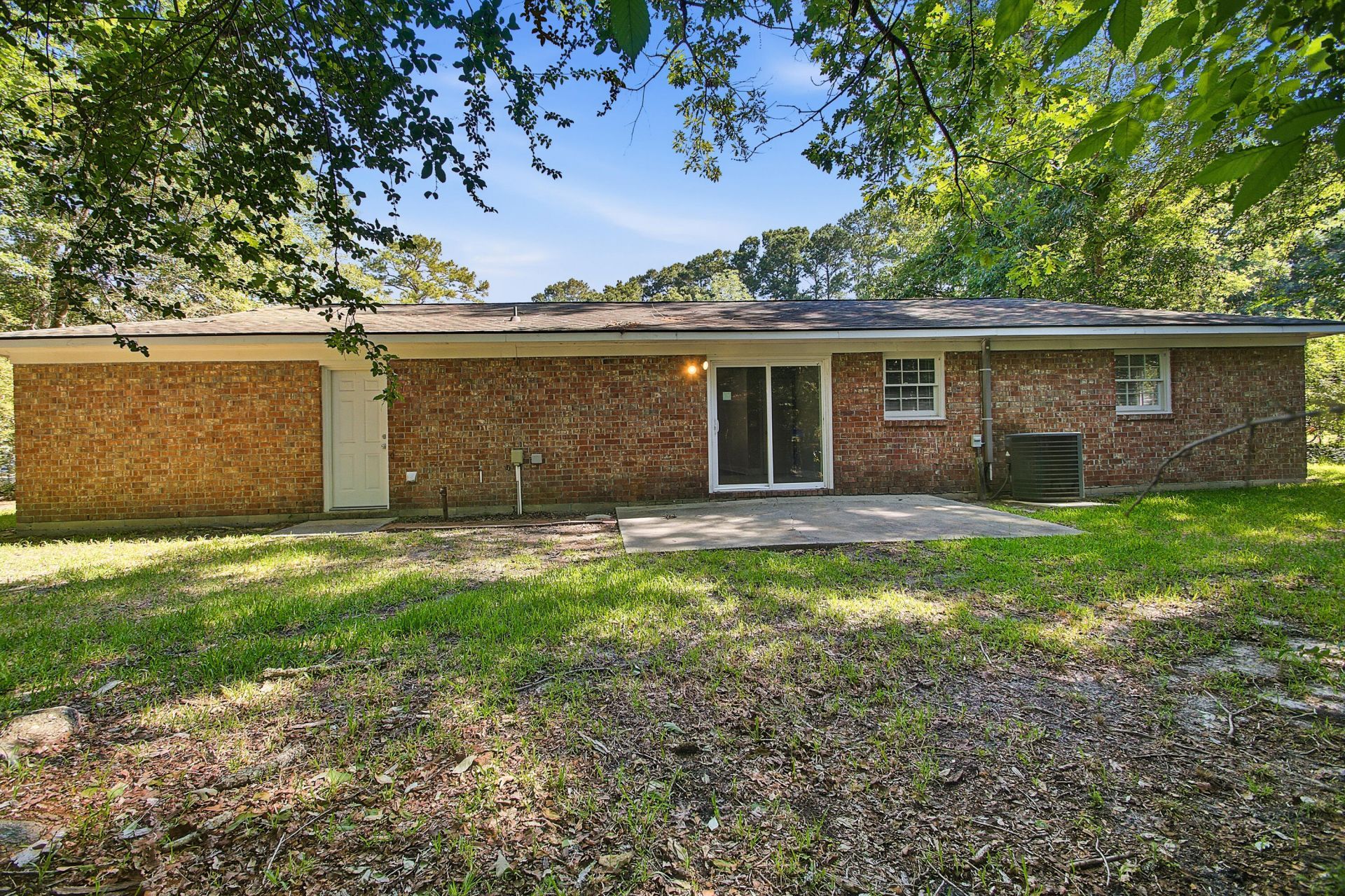210 Elliott Drive Photo 35