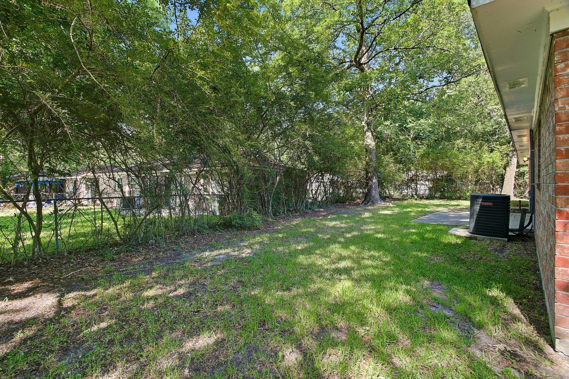 210 Elliott Drive Photo 38