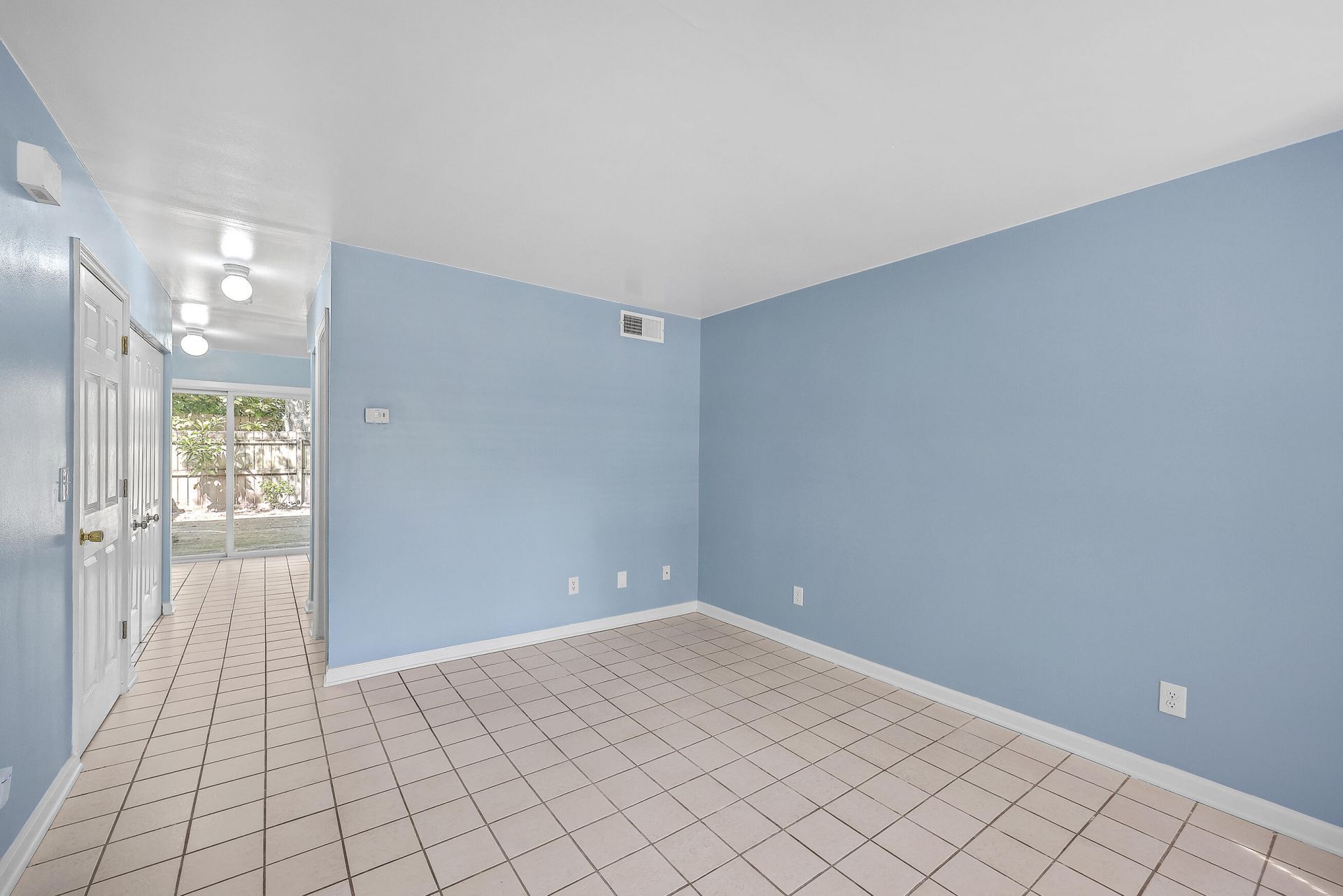 904 Sea Gull Drive Photo 11
