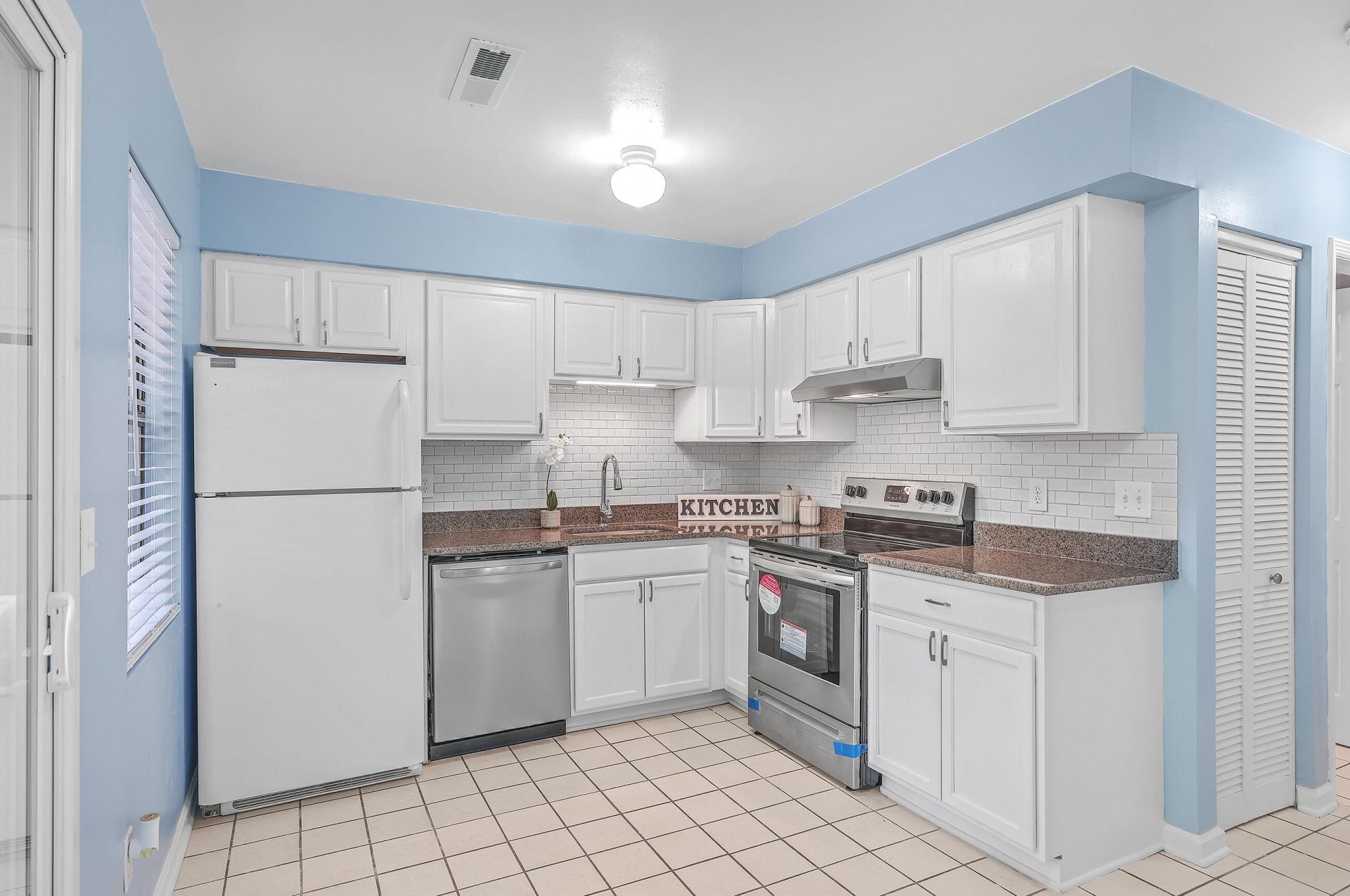 904 Sea Gull Drive Photo 14