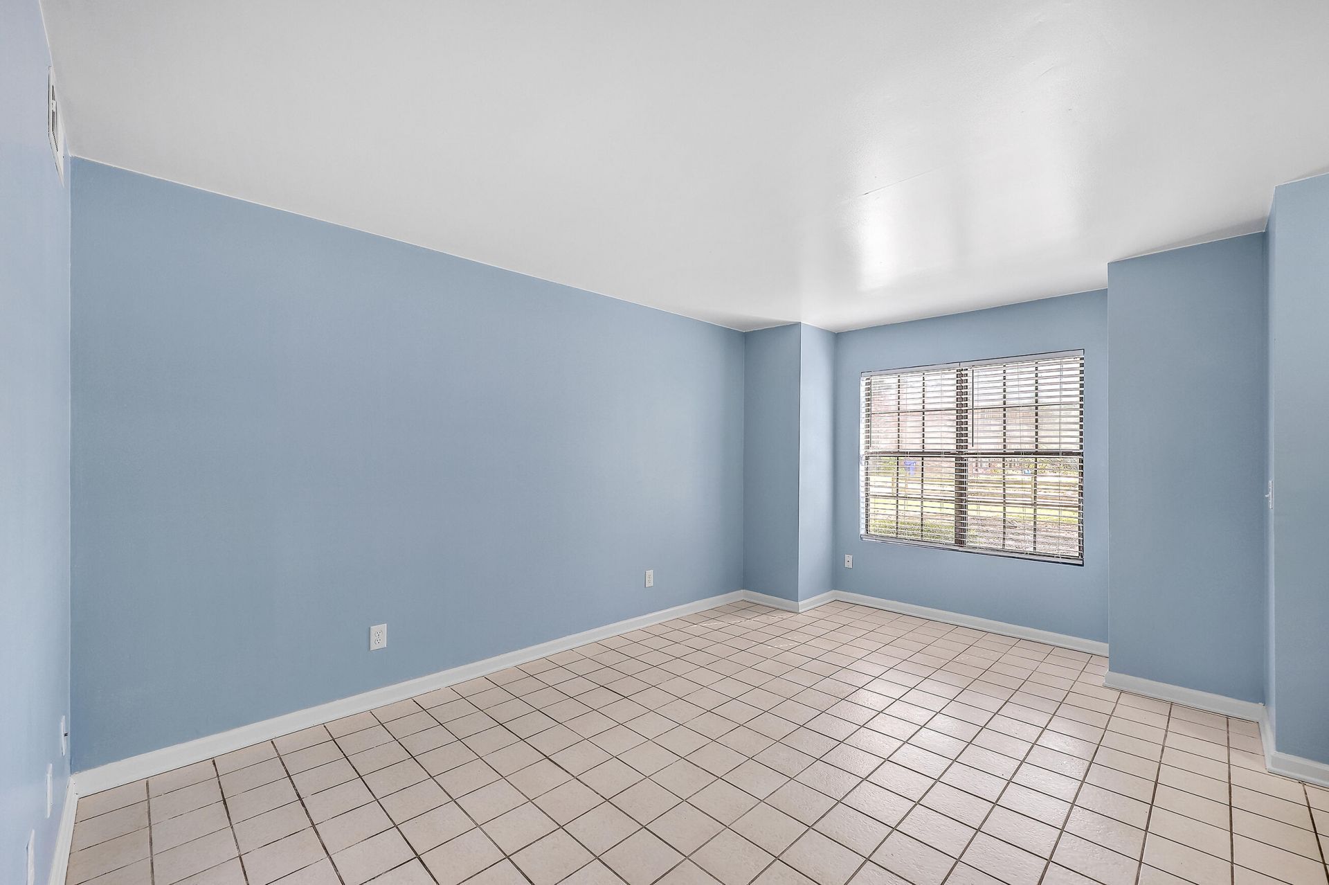 904 Sea Gull Drive Photo 8