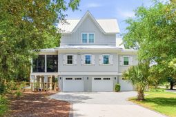 3304 Waterway Boulevard photo 4