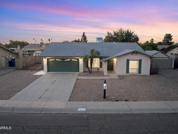 1434 W KERRY Lane, Phoenix, AZ 85027