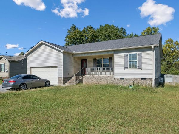 225 Eagle Blvd , Shelbyville, TN 37160