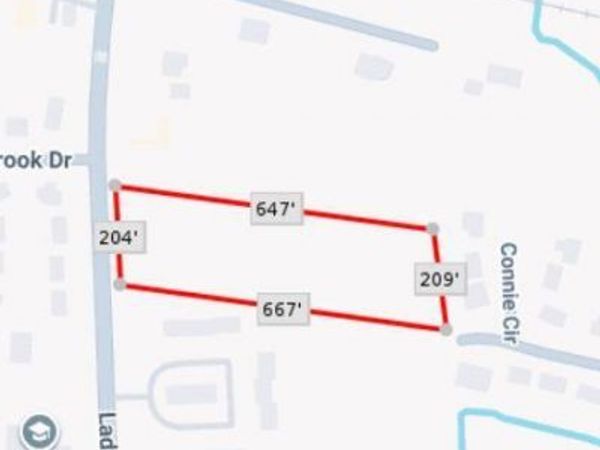 2912 Ladnier Road, Gautier, MS 39553