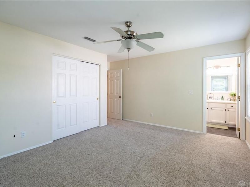 6891 Deer Bluff Drive, Huber Heights, OH 45424 Photo 23