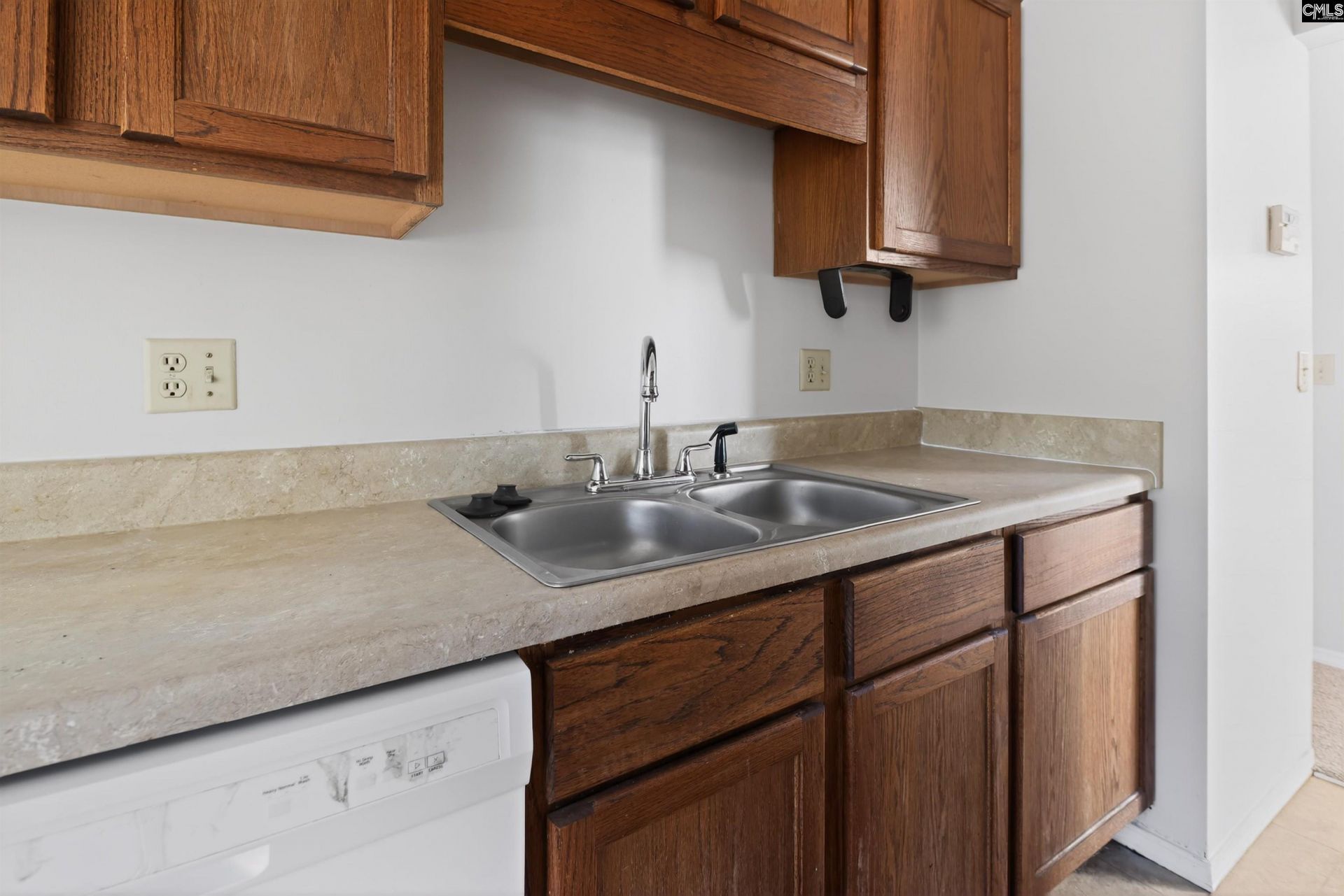 326 Rockingham Road  Photo 11