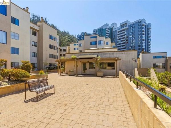 545 Pierce St, Unit 2313, Albany, CA 94706