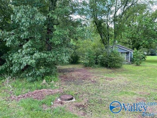 2906 Veterans Drive, Scottsboro, AL 35769