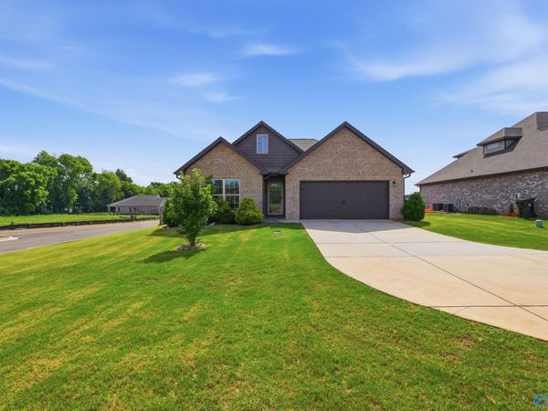 401 Mccollum Road, Meridianville, AL 35759