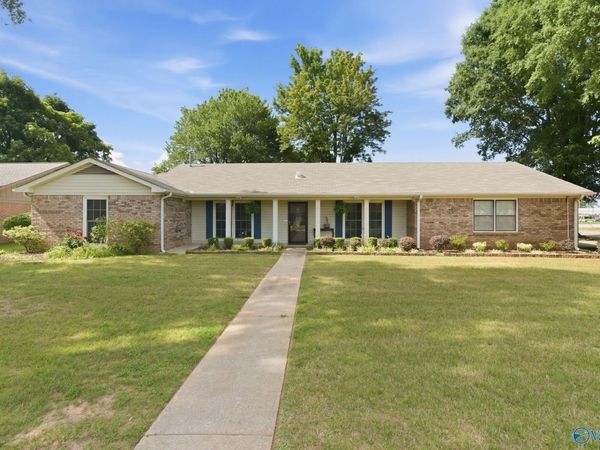 2102 Saint Andrews Street SW, Decatur, AL 35603