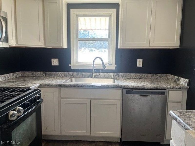 104 Lafayette Avenue, Niles, OH 44446 Photo 6