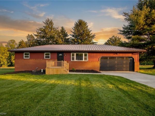 362 Jettie Avenue NE, East Canton, OH 44730