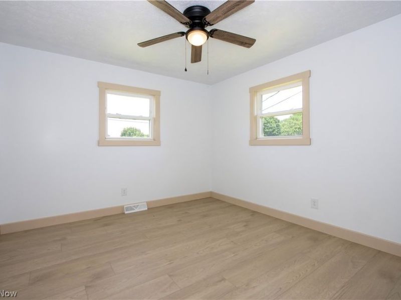 362 Jettie Avenue NE, East Canton, OH 44730 Photo 15