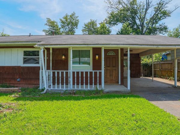 7 N Meadowcliff Drive , Little Rock, AR 72209