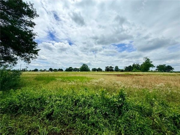 Hwy 7 , Dardanelle, AR 72834