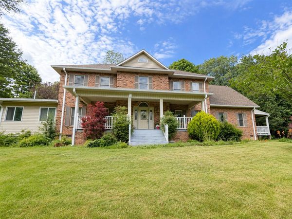 750 Hemlock RD NW, Roanoke, VA 24017