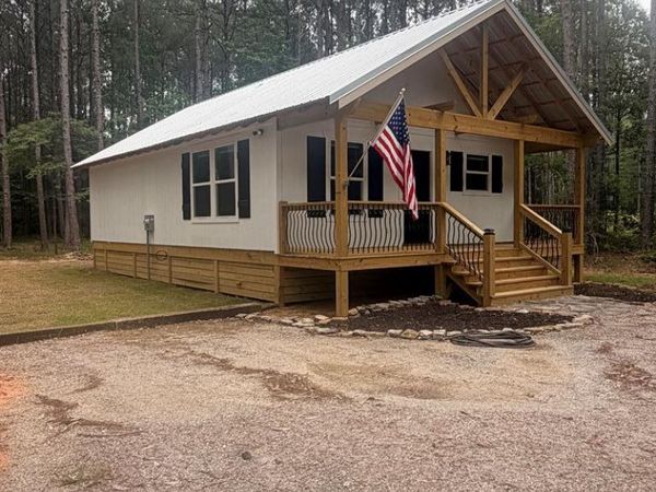 1167 Centerville, Soso, MS 39480