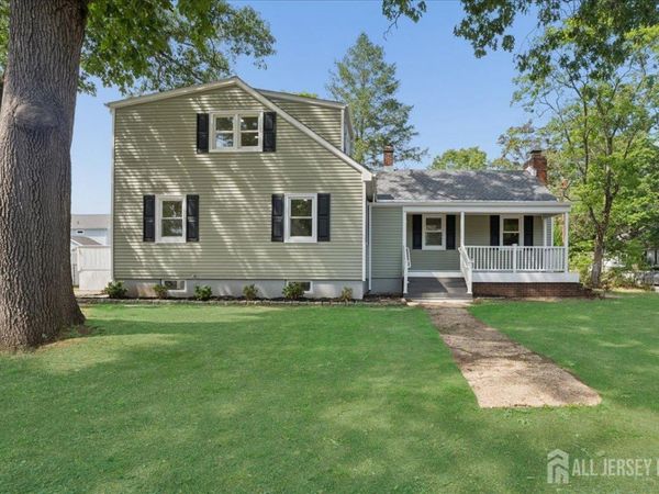 122 Fernhead Avenue, Spotswood, NJ 08884