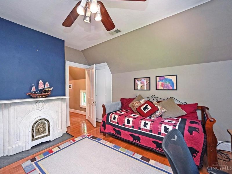 9 Walnut Avenue, Wyoming, OH 45215 Photo 40