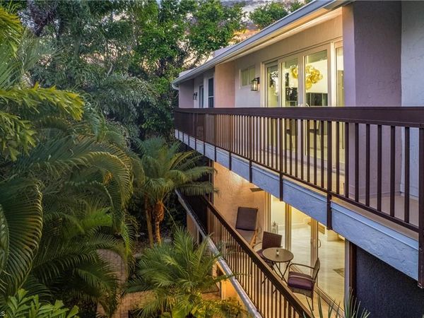 995 9th AVE S, Unit 4, NAPLES, FL 34102