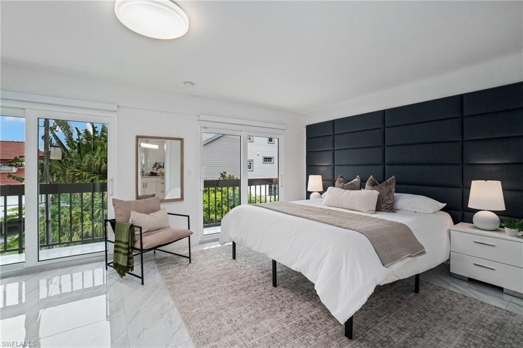 995 9th Ave S, Unit 4, Naples, FL 34102 Photo