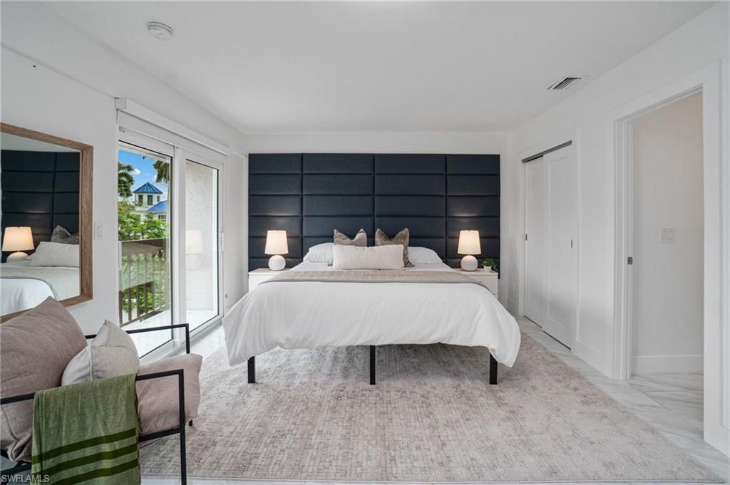 995 9th Ave S, Unit 4, Naples, FL 34102 Photo