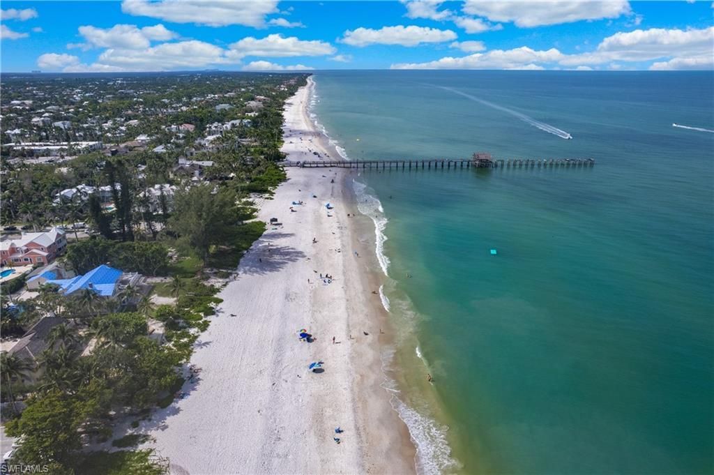 995 9th Ave S, Unit 4, Naples, FL 34102 Photo